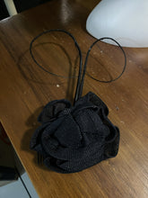 Load image into Gallery viewer, Stunning Black Fascinator. FS136