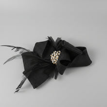 Load image into Gallery viewer, Stunning Black Fascinator. FS139