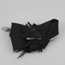 Load image into Gallery viewer, Stunning Black Fascinator. FS139