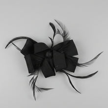 Load image into Gallery viewer, Stunning Black Fascinator. FS144