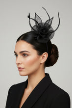 Load image into Gallery viewer, Stunning Black Fascinator FS183