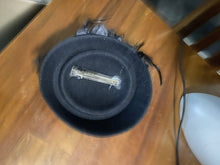 Load image into Gallery viewer, Stunning Black Fascinator FS187