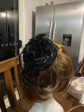 Load image into Gallery viewer, Stunning Black Fascinator FS188