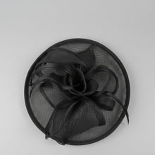 Load image into Gallery viewer, Stunning Black Fascinator FS189