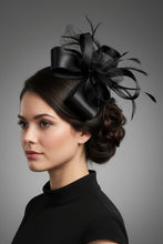 Load image into Gallery viewer, Stunning Black Fascinator FS193