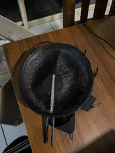 Load image into Gallery viewer, Stunning Black Fascinator FS194