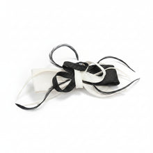 Load image into Gallery viewer, Stunning Black & White Fascinator. FS047