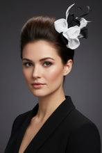 Load image into Gallery viewer, Stunning Black & White Fascinator. FS048
