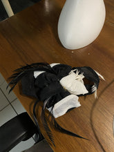 Load image into Gallery viewer, Stunning Black & White Fascinator. FS058