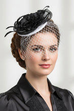 Load image into Gallery viewer, Stunning White & Black Fascinator FS224