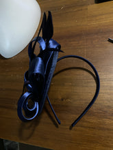Load image into Gallery viewer, Stunning Blue Fascinator. FS088