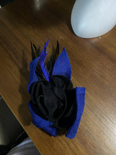 Load image into Gallery viewer, Stunning Blue Fascinator. FS097