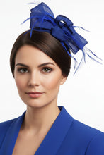 Load image into Gallery viewer, Stunning Blue Fascinator. FS100