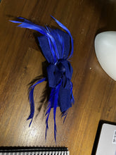 Load image into Gallery viewer, Stunning Blue Fascinator. FS100