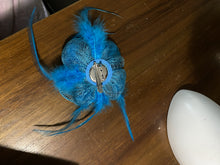 Load image into Gallery viewer, Stunning Blue Fascinator. FS109