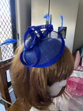 Load image into Gallery viewer, Stunning Blue Fascinator FS155