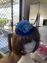 Load image into Gallery viewer, Stunning Blue Fascinator FS156