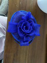 Load image into Gallery viewer, Stunning Blue Fascinator FS160
