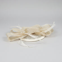 Load image into Gallery viewer, Stunning Cream Fascinator FS180