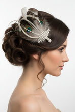 Load image into Gallery viewer, Stunning Ivory & Brown Feather Fascinator (FS077)