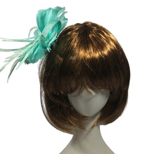 Load image into Gallery viewer, Stunning Green Feather Fascinator (FS078)