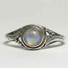 Load image into Gallery viewer, Labradorite Sterling Silver ring BR061