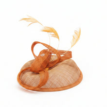 Load image into Gallery viewer, Stunning Orange fascinator. FS012