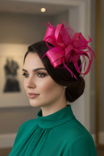 Load image into Gallery viewer, Stunning Pink Fascinator FS148