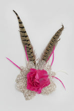 Load image into Gallery viewer, Stunning Pink & Feather Fascinator FS152