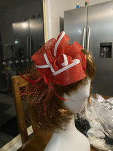 Load image into Gallery viewer, Stunning Red & White Fascinator. FS072