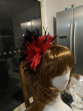 Load image into Gallery viewer, Stunning Red & Black Fascinator. FS083