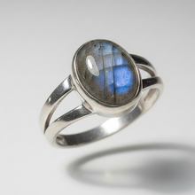Load image into Gallery viewer, Labradorite Sterling silver ring size 14 (ER34g)
