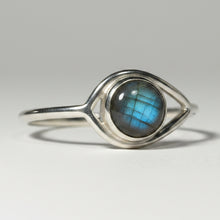 Load image into Gallery viewer, Labradorite Sterling silver ring size 4 (ER53h)