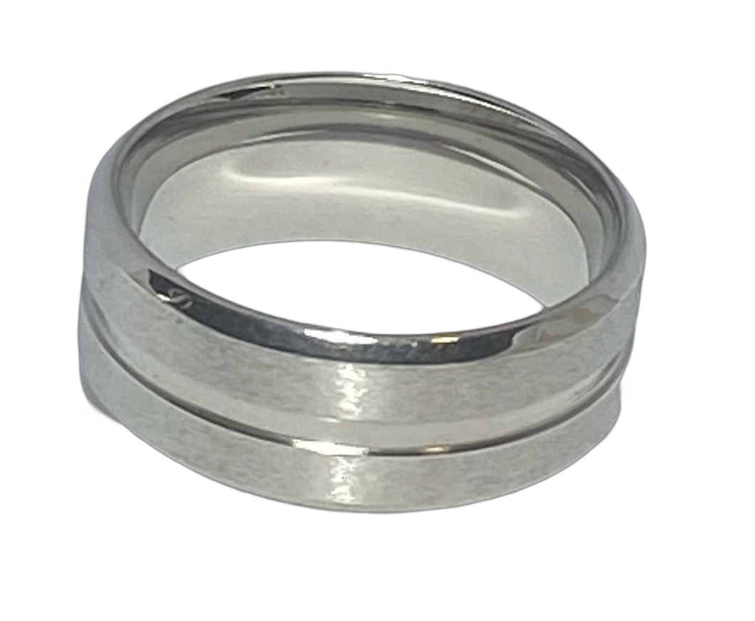Stainless Steel - Silver ring.  Sizes 6, 7, 8, 9, 10, 11, 13  RW225