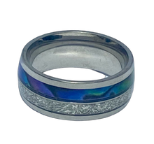 Load image into Gallery viewer, Stainless Steel - Silver ring with shell pattern.  Sizes 5, 6, 7, 8, 9, 10, 11, 12, 13, 14. RW220
