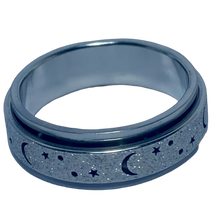 Load image into Gallery viewer, Fidget ring - Silver glitter moons &amp; stars spinner. Sizes 6, 7, 10, 11, 12. FR120
