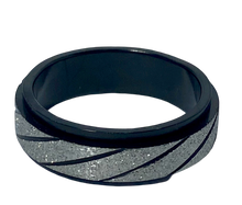 Load image into Gallery viewer, Fidget ring - Black and silver glitter spinner. Sizes 6, 7, 8, 9, 10, 11, 12. FR118
