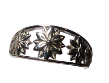 Load image into Gallery viewer, Sterling Silver - Flower ring. Sizes 13.  SS31a
