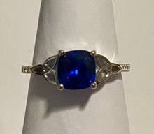 Load image into Gallery viewer, Sterling Silver - Blue cubic zirconia ring. Sizes 5, 6, 7, 8, 9. SS252
