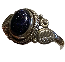 Load image into Gallery viewer, Sterling Silver Blue Sun Stone ring. Size 7.  DC353
