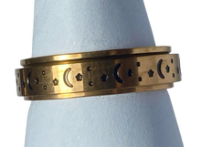 Load image into Gallery viewer, Fidget ring - rose gold - stars and moons glitter spinner. Sizes 6, 7, 8, 9, 10, 11, 12, 13. FR101
