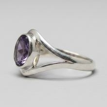 Load image into Gallery viewer, Amethyst Sterling silver ring sizes. 4, 5 (BR023)

