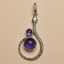 Load image into Gallery viewer, Amethyst snake sterling silver pendant PN65
