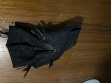 Load image into Gallery viewer, Stunning Black Fascinator. FS139
