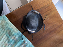 Load image into Gallery viewer, Stunning Black Fascinator FS221
