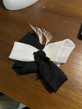 Load image into Gallery viewer, Stunning Black &amp; White Fascinator. FS133
