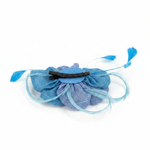 Load image into Gallery viewer, Stunning Blue fascinator. FS031
