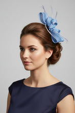 Load image into Gallery viewer, Stunning Blue fascinator.  FS033
