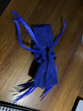 Load image into Gallery viewer, Stunning Blue Fascinator. FS100
