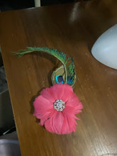 Load image into Gallery viewer, Stunning Pink Fascinator. FS119
